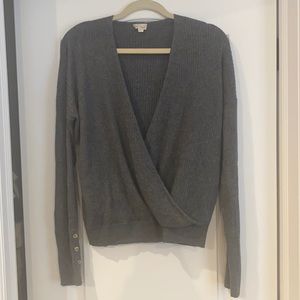 Soft V-neck Gray Layering sweater